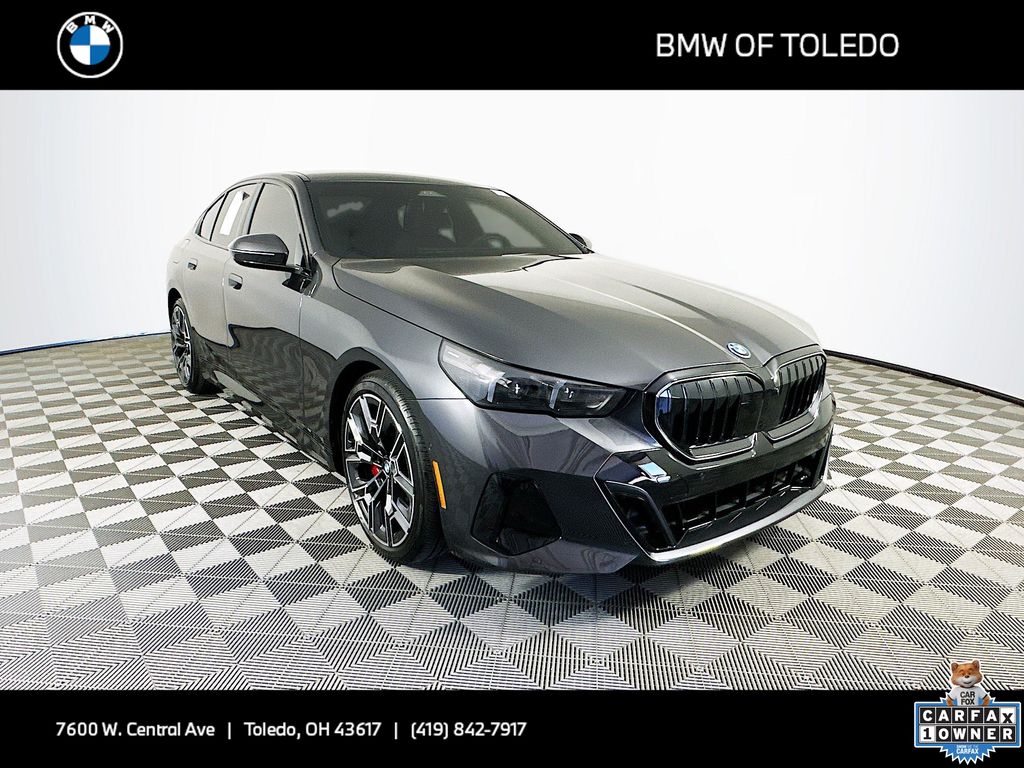 2026 BMW 5 Series 550e's photo