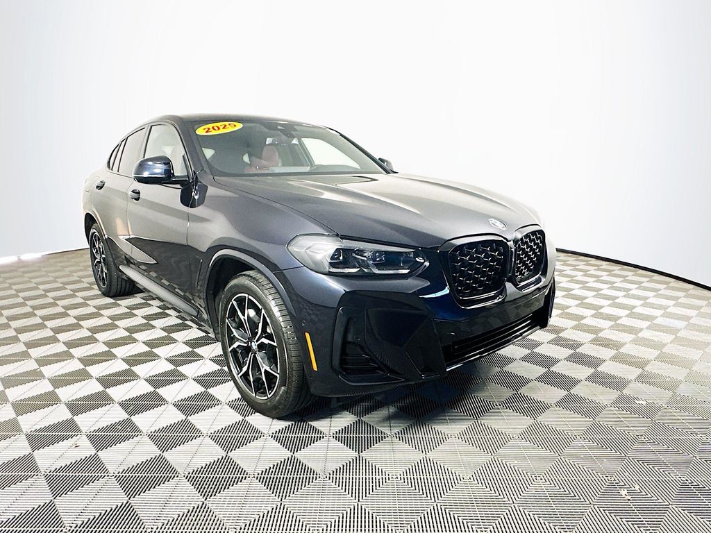 2025 BMW X4 xDrive30i's photo