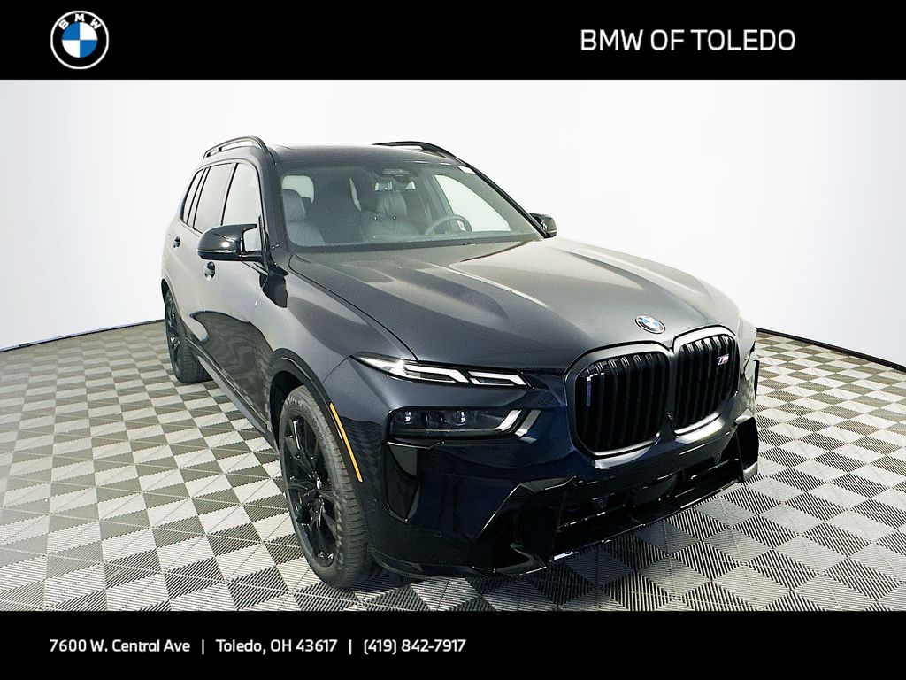 2027 BMW X7 M60i's photo