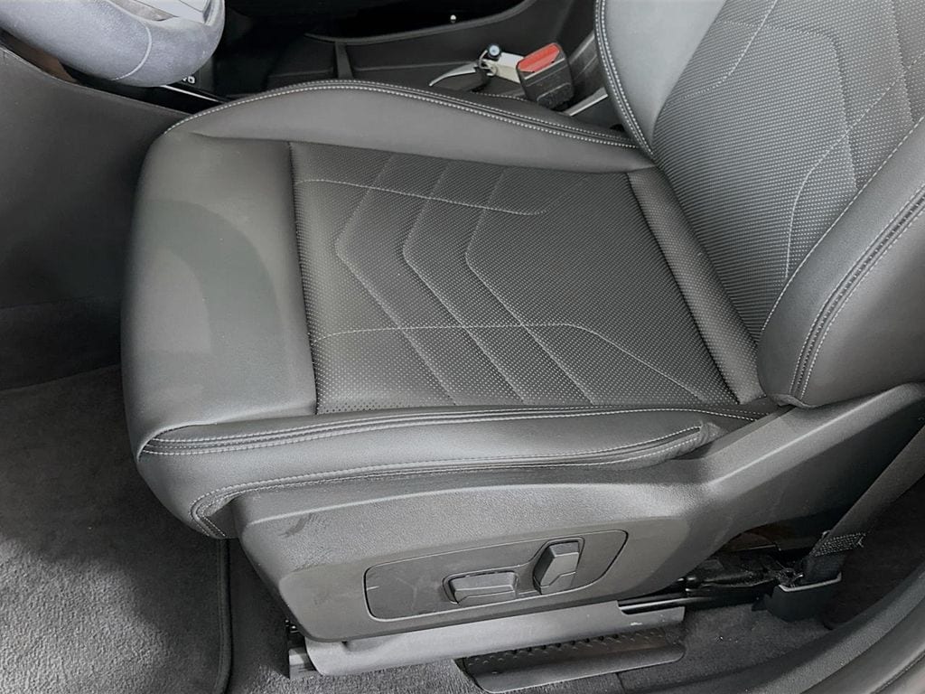 2024 BMW X2 28i - Photo 27