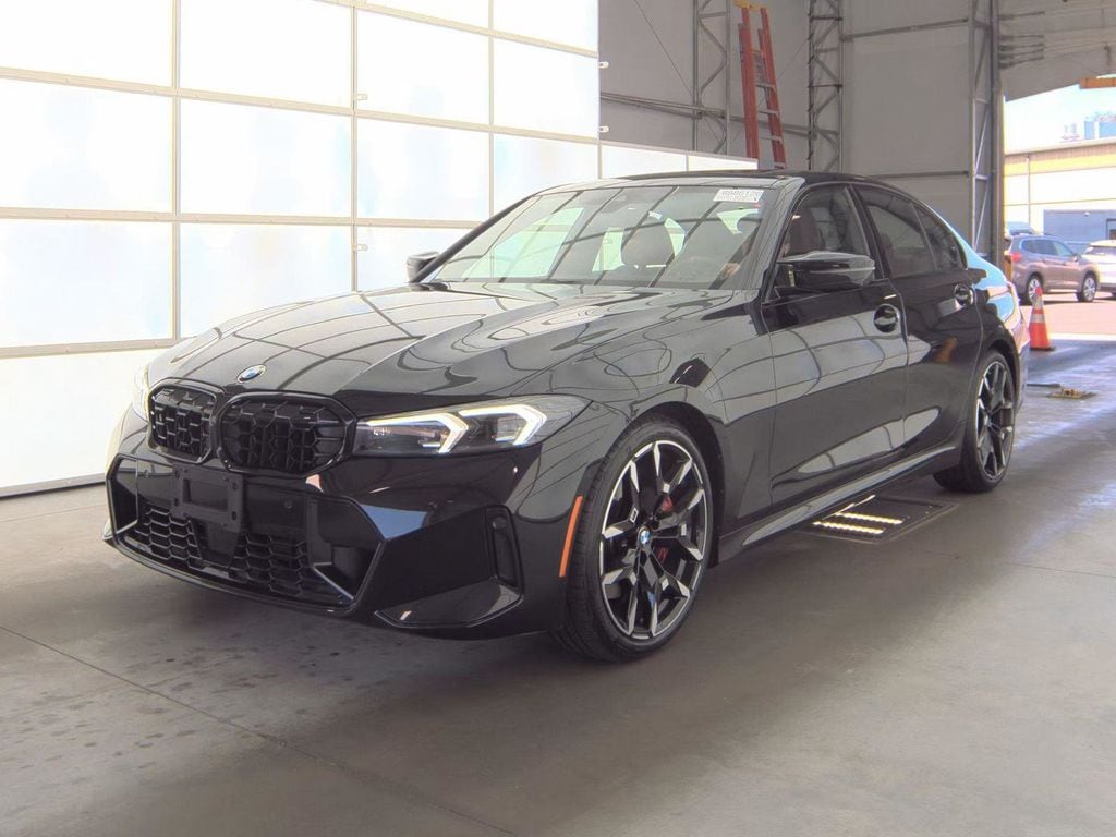 2025 BMW 3 Series's photo