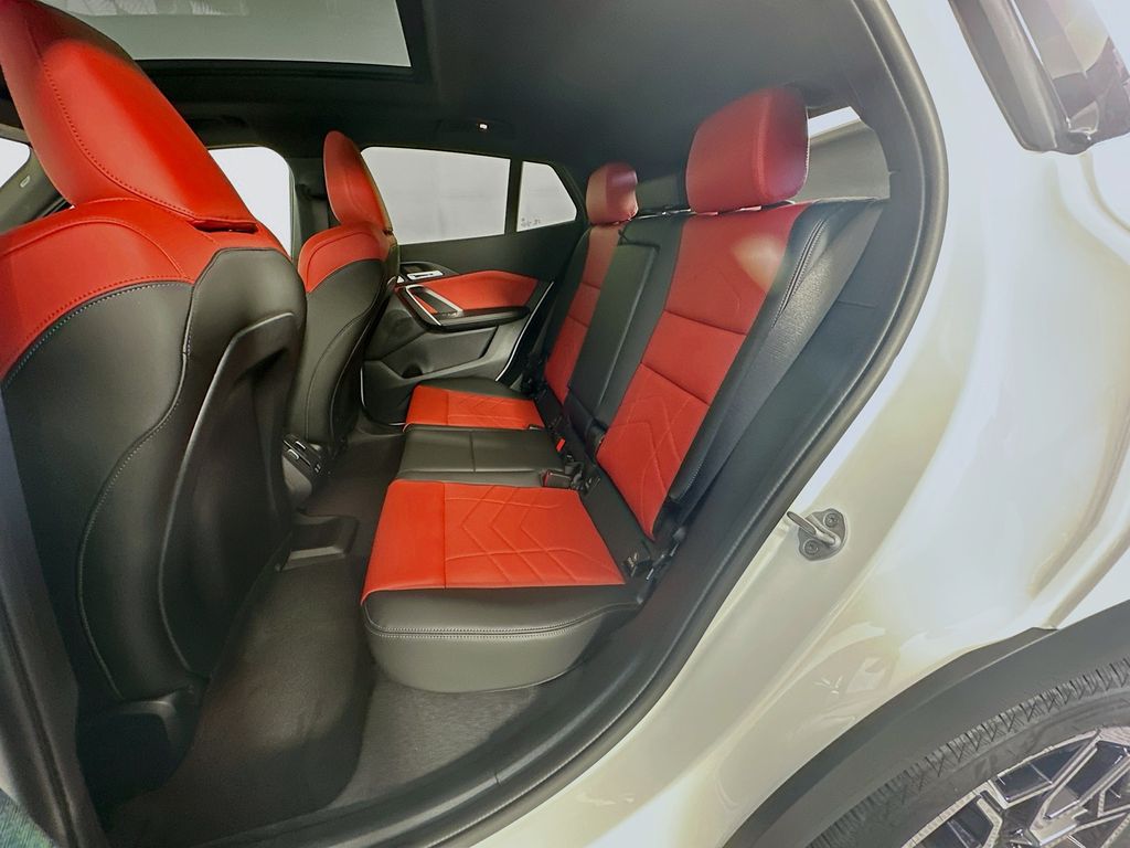 2025 BMW X2 28i - Photo 30