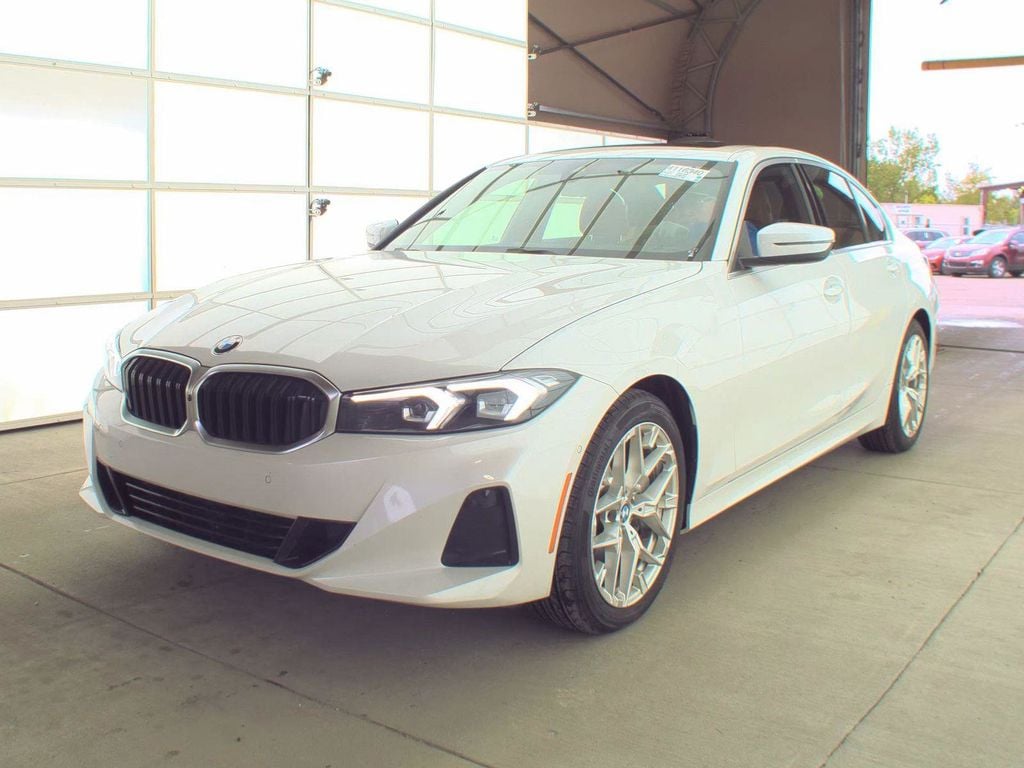 2025 BMW 3 Series's photo