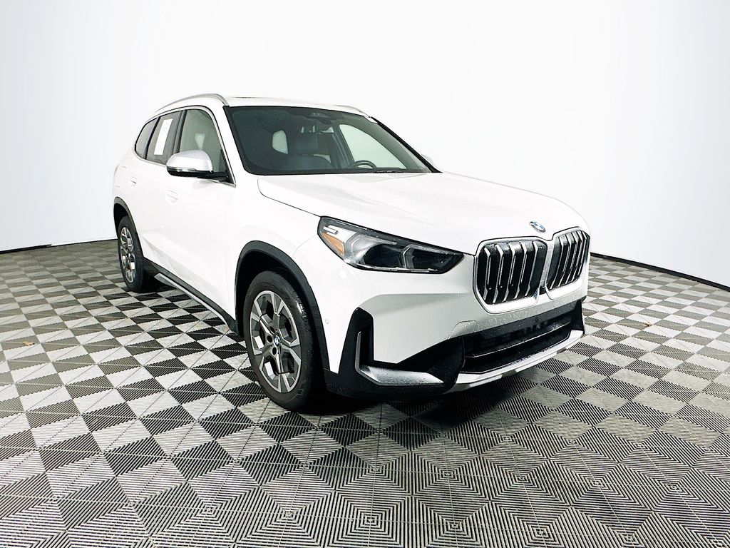 2023 BMW X1
