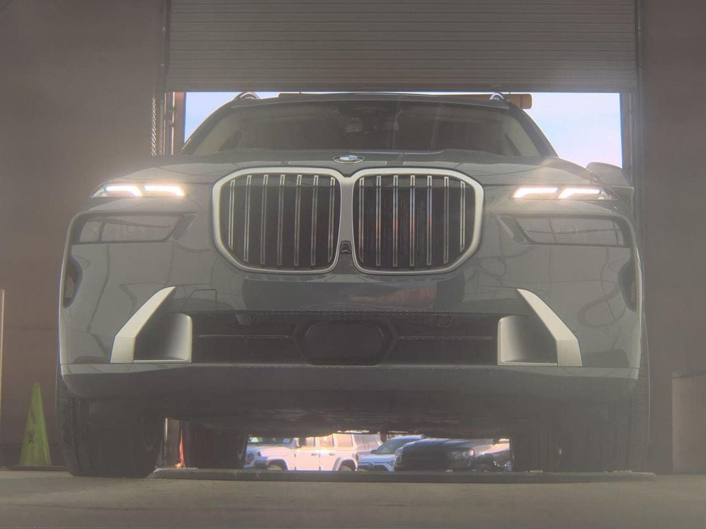 Used 2025 BMW X7 xDrive40i SUV