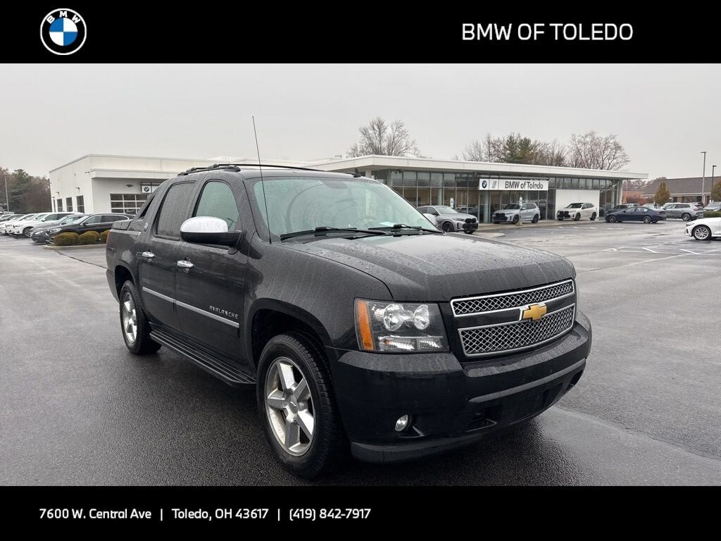 Used 2013 Chevrolet Avalanche LTZ Black Diamond Truck Crew Cab
