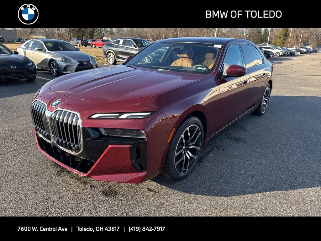 2024 BMW 7 Series 740's photo