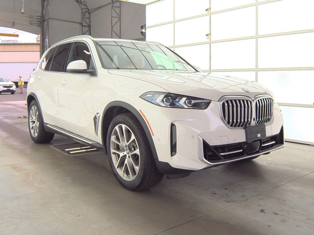 Used 2024 BMW X5 50e with VIN 5UX43EU09R9S24150 for sale in Toledo, OH