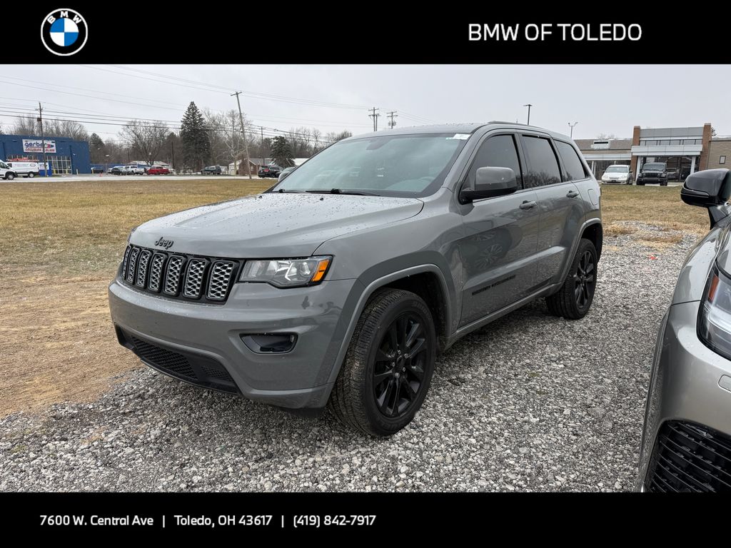 2019 Jeep Grand Cherokee Altitude's photo