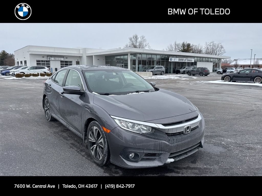 2018 Honda Civic EX-T's photo