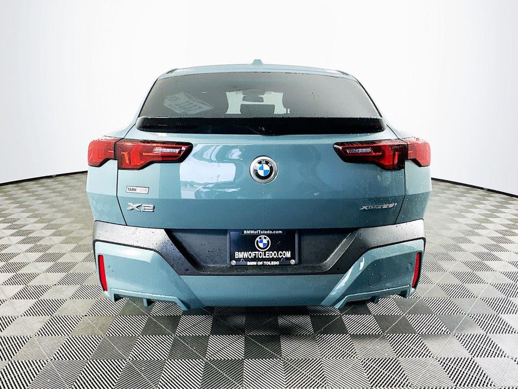 2024 BMW X2 28i - Photo 9