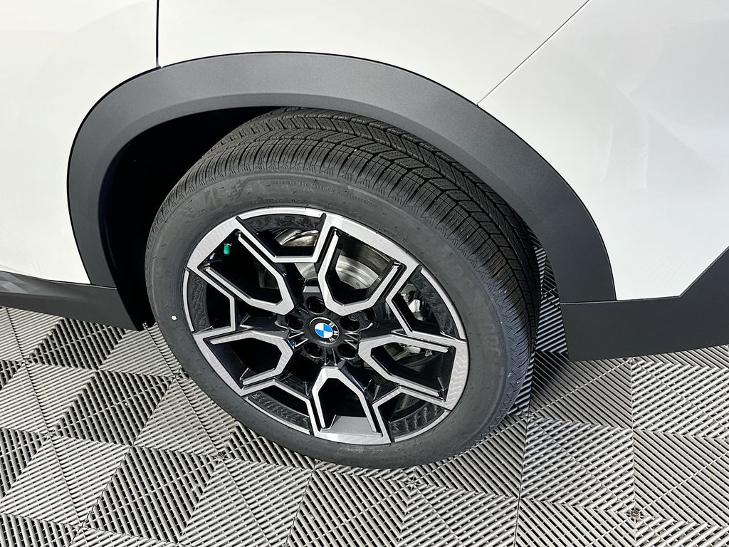 2025 BMW X2 28i - Photo 37