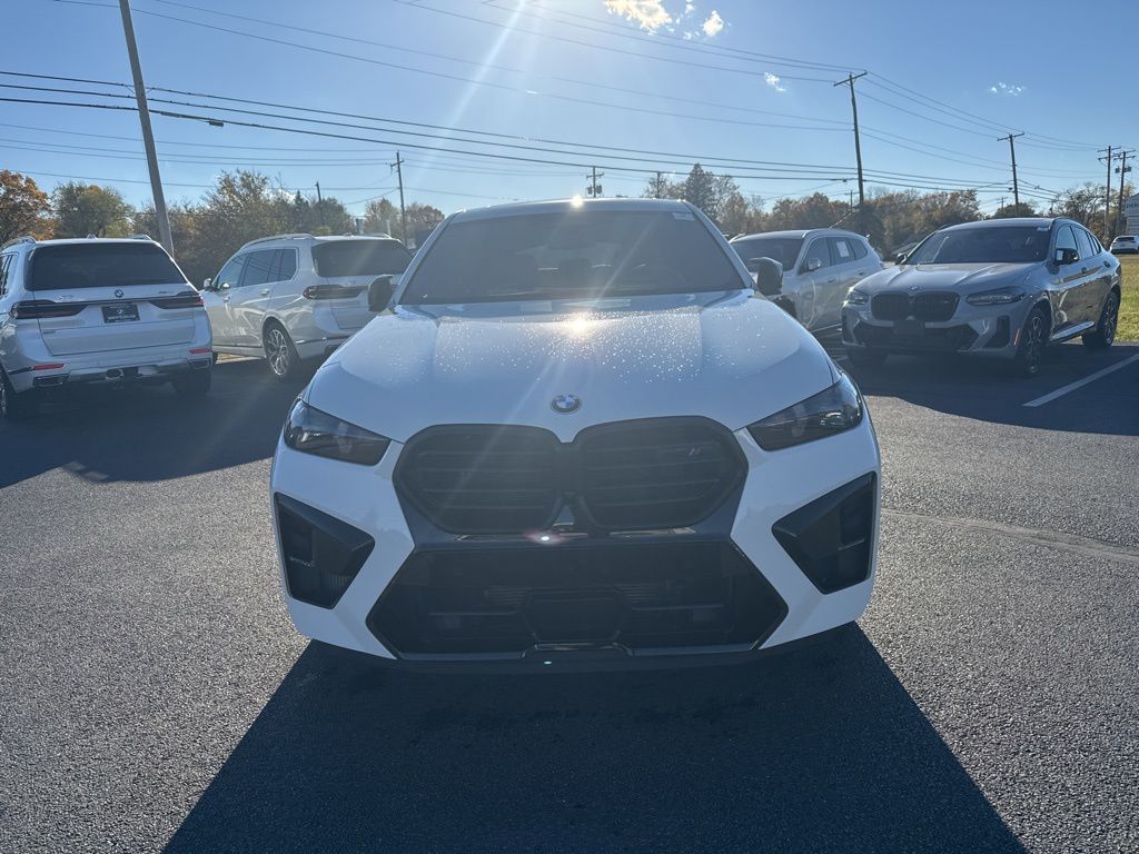2025 Bmw X6 M photo 2