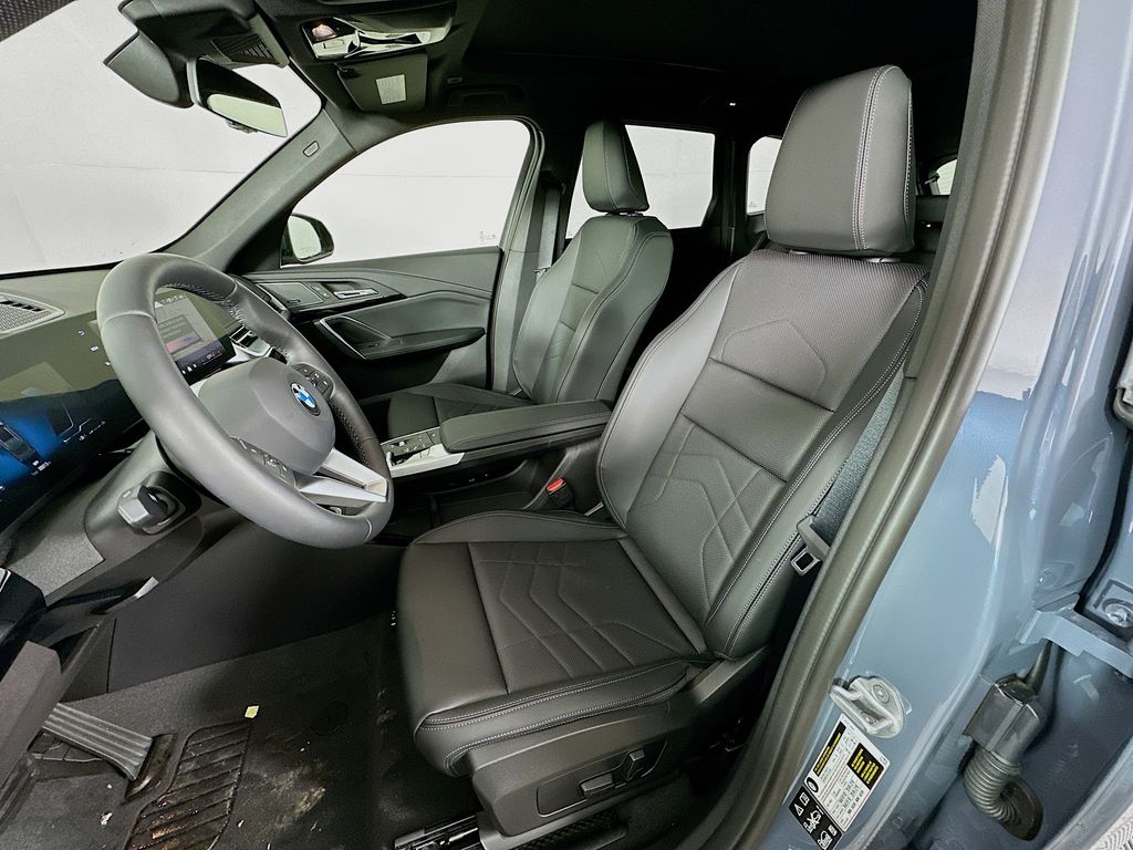 2026 BMW X1 28i - Photo 26