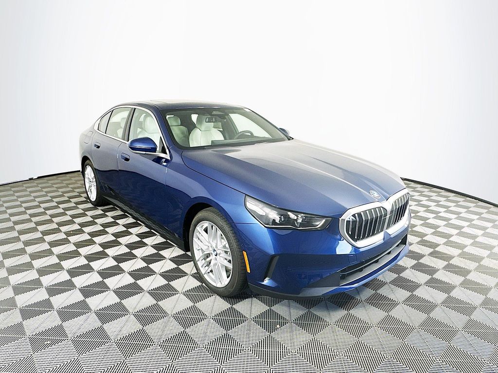 Used 2024 BMW 5 Series 530i with VIN WBA53FJ00RCS89484 for sale in Toledo, OH