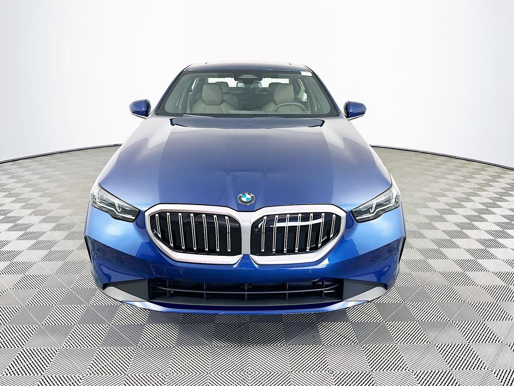 Used 2024 BMW 5 Series 530i with VIN WBA53FJ02RCS27231 for sale in Toledo, OH