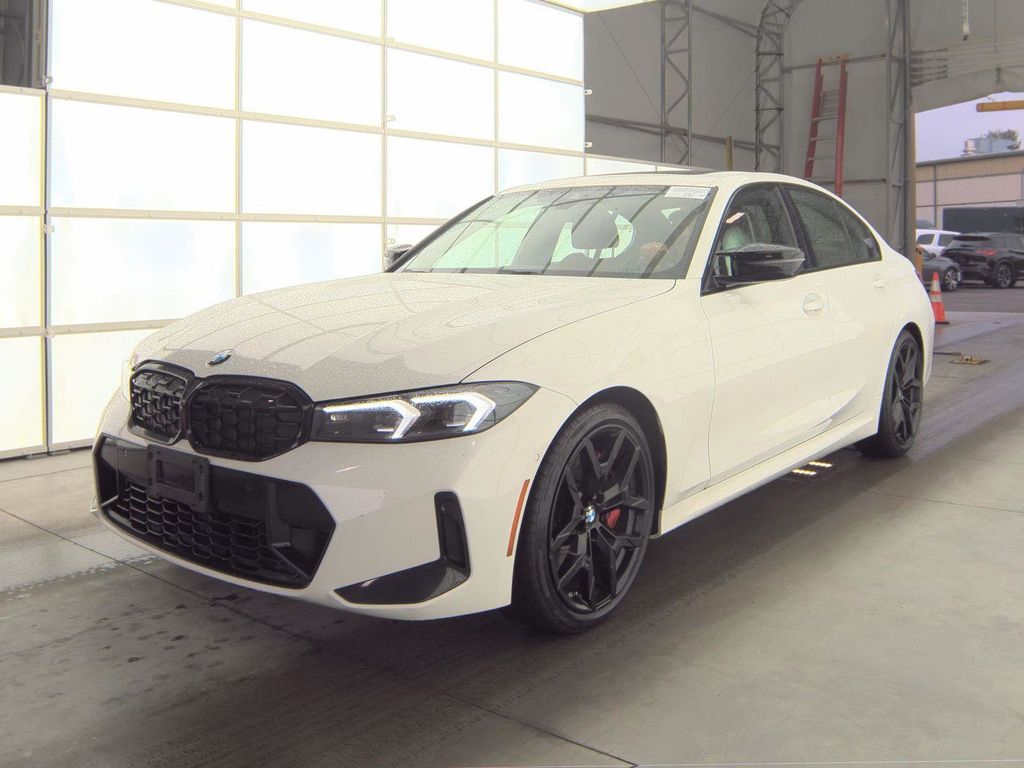 2025 BMW 3 Series's photo