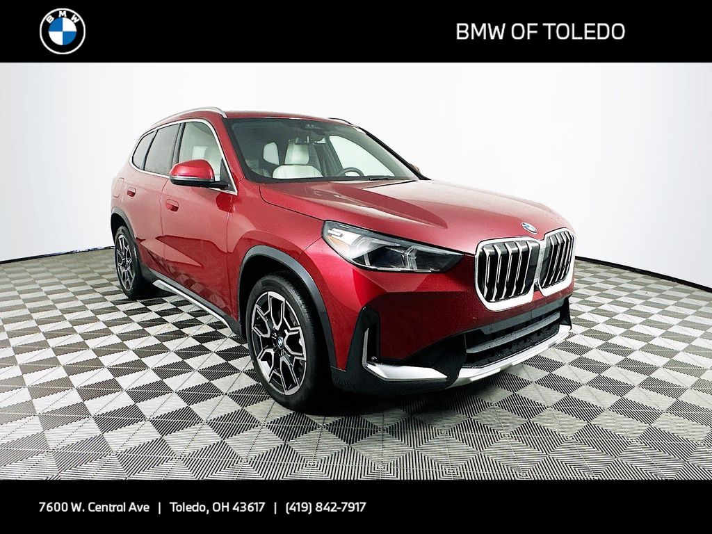2026 BMW X1 28i's photo