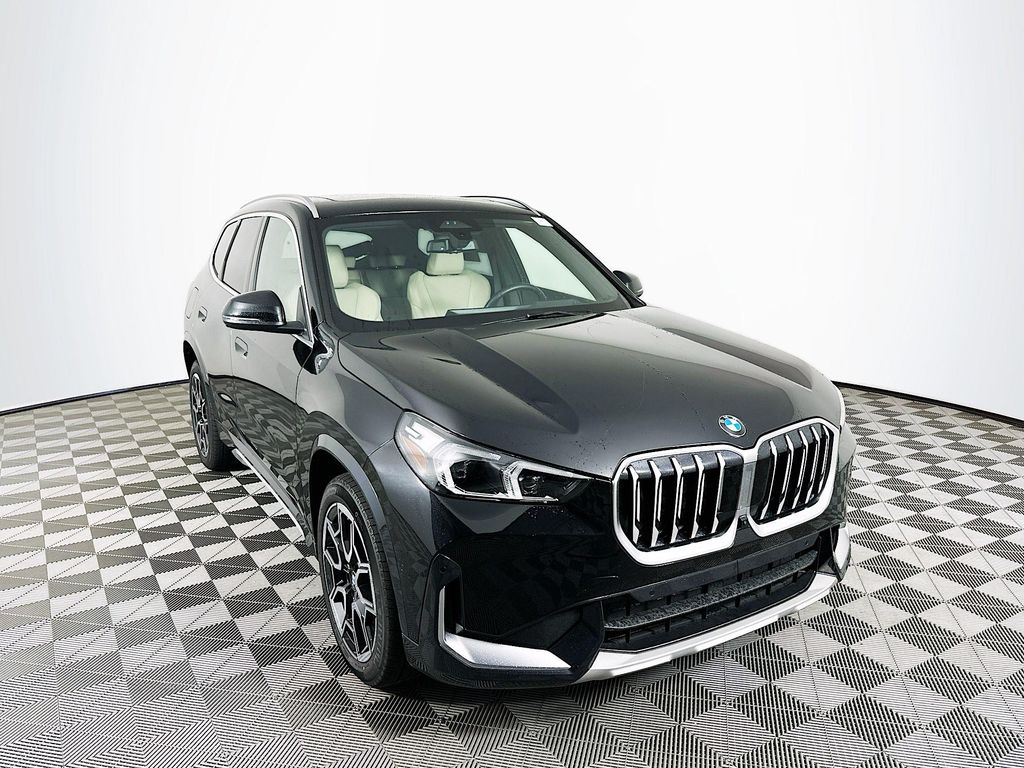 Used 2025 BMW X1 28i with VIN WBX73EF09S5117319 for sale in Toledo, OH