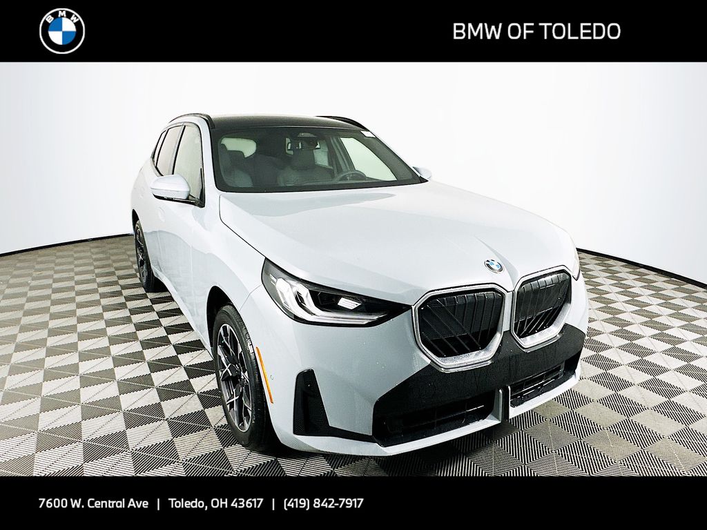 2026 BMW X3 30's photo