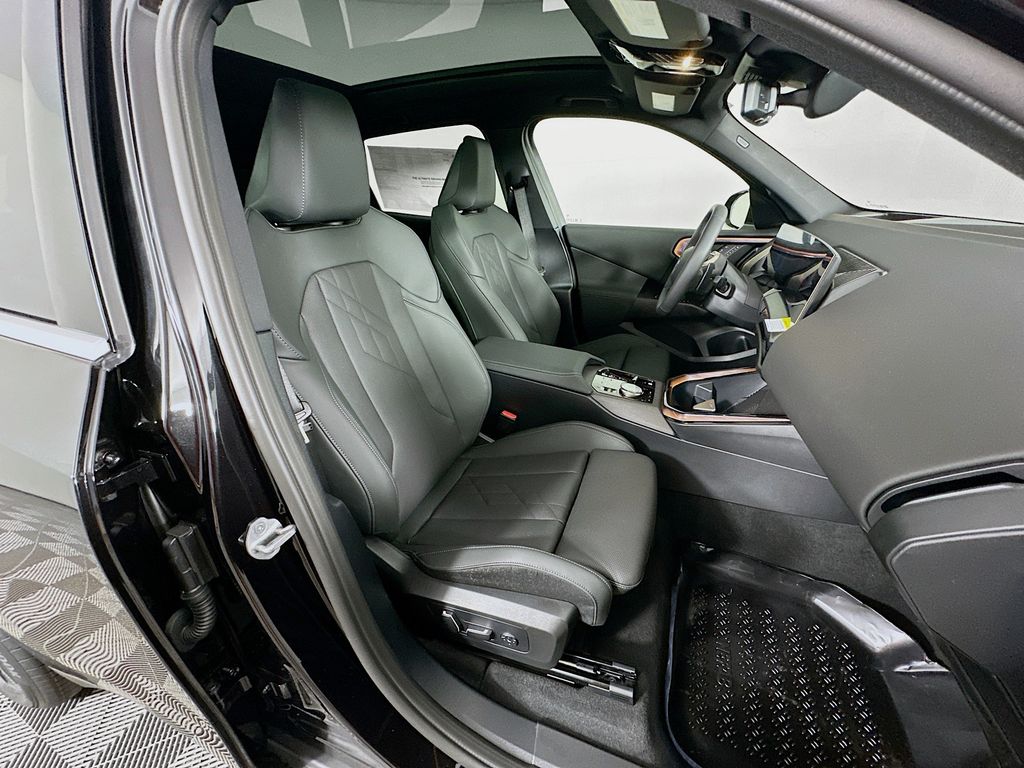 2025 BMW X3 30 - Photo 34