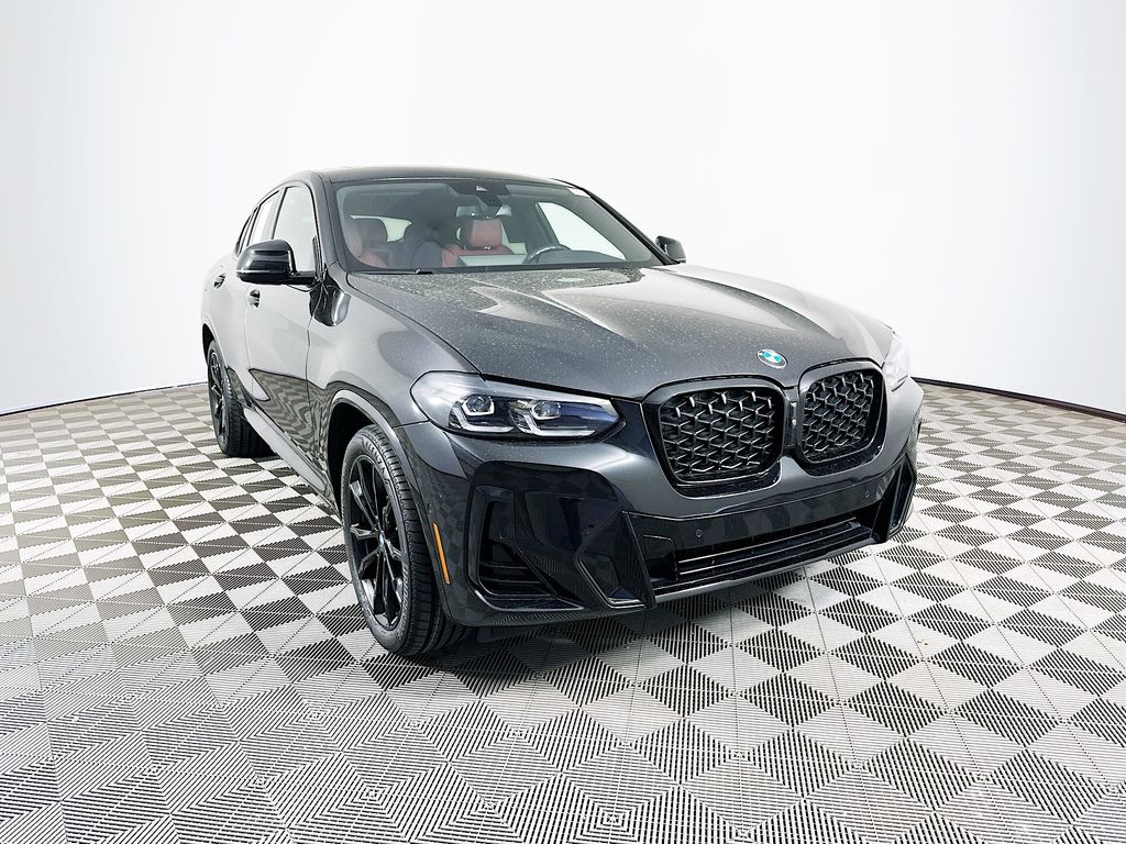 2024 BMW X4 xDrive30i's photo