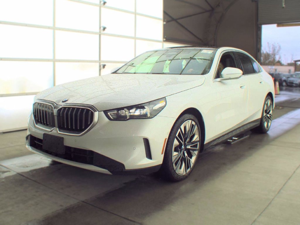 2027 BMW 540i Sedan 