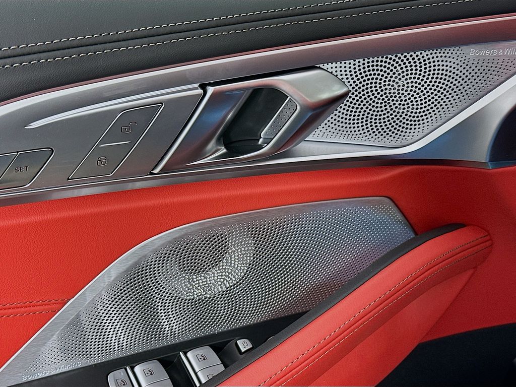 2026 BMW 8 Series 840i - Photo 23