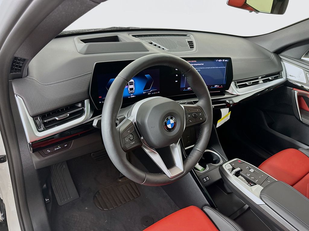 2025 BMW X2 28i - Photo 11