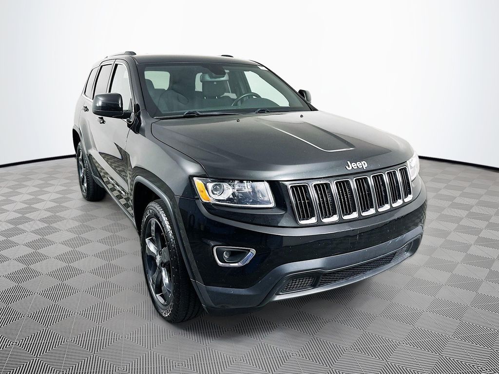 Used 2016 Jeep Grand Cherokee Laredo with VIN 1C4RJFAG5GC400857 for sale in Toledo, OH