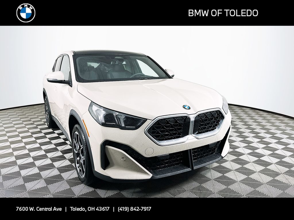 2026 BMW X2 28i's photo