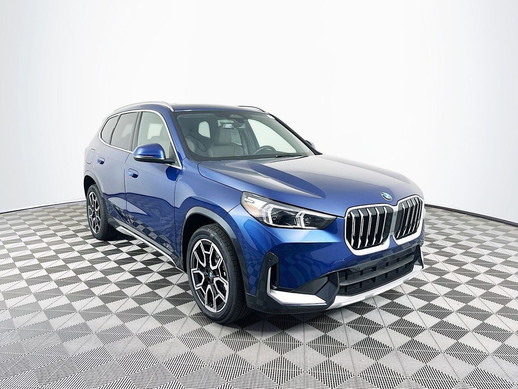 Used 2025 BMW X1 28i with VIN WBX73EF07S5047349 for sale in Toledo, OH