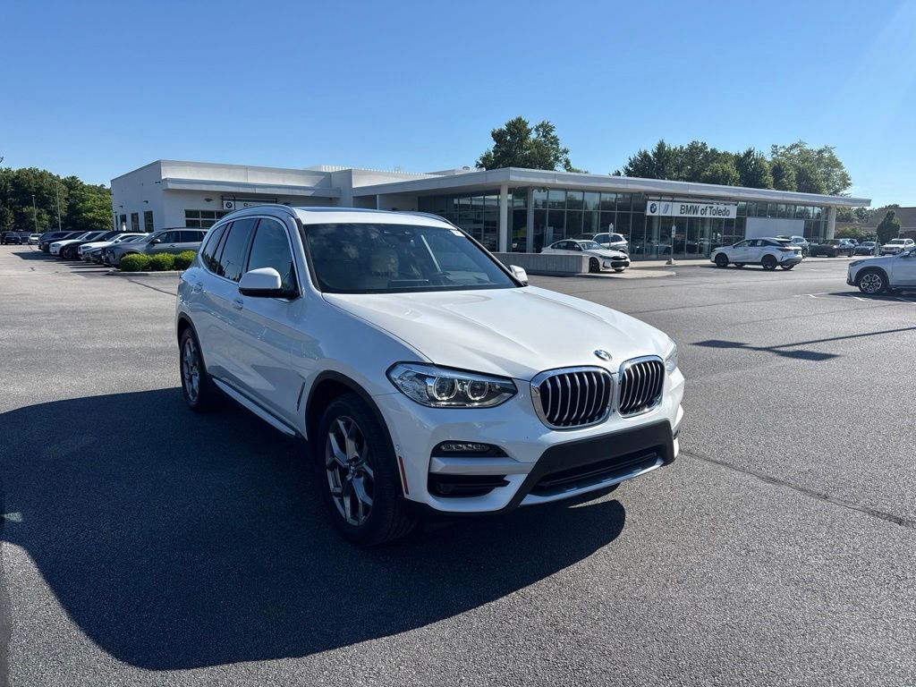 2020 BMW X3 xDrive30i's photo