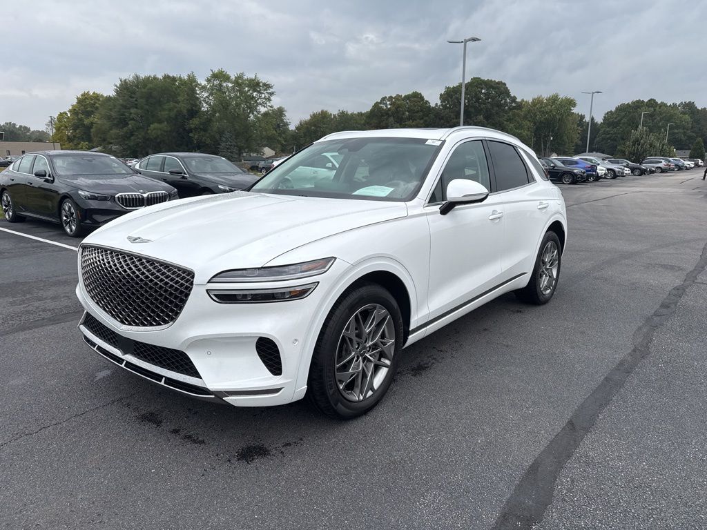 2023 Genesis GV70 2.5T photo 3