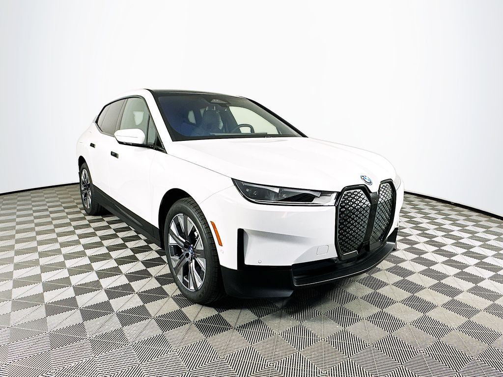 2025 Bmw iX photo 2