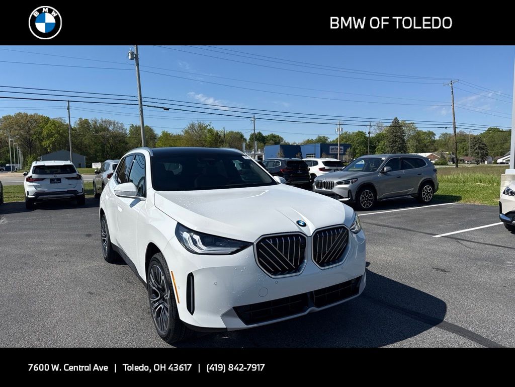 2026 BMW X3 30 XDRIVE's photo