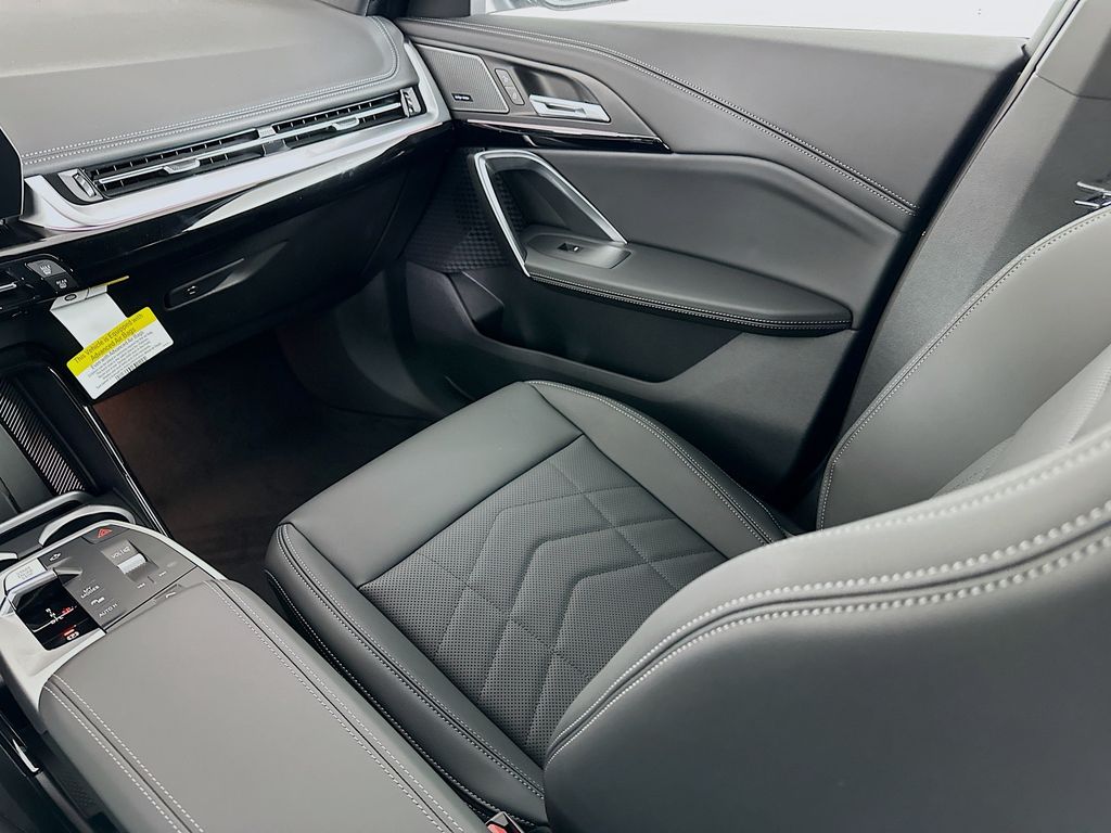 2026 BMW X1 28i - Photo 29