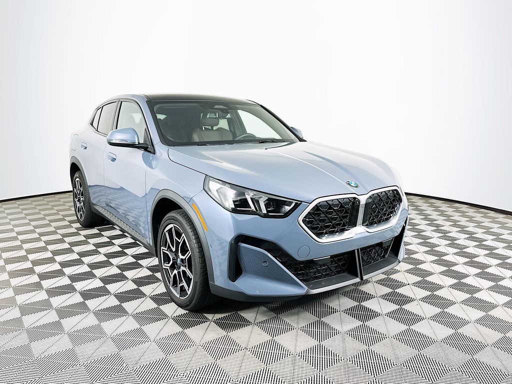 Used 2025 BMW X2 28i with VIN WBX63GM08S5051288 for sale in Toledo, OH