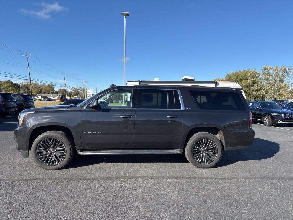 Used 2020 GMC Yukon XL SLE SUV