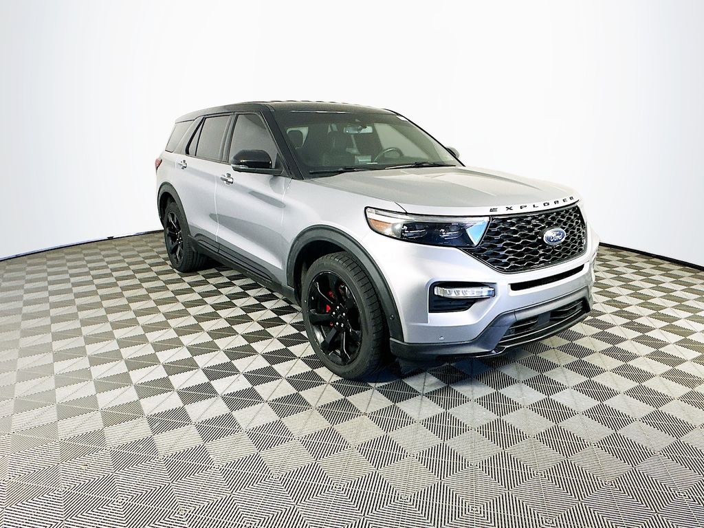 2021 Ford Explorer ST 4WD's photo