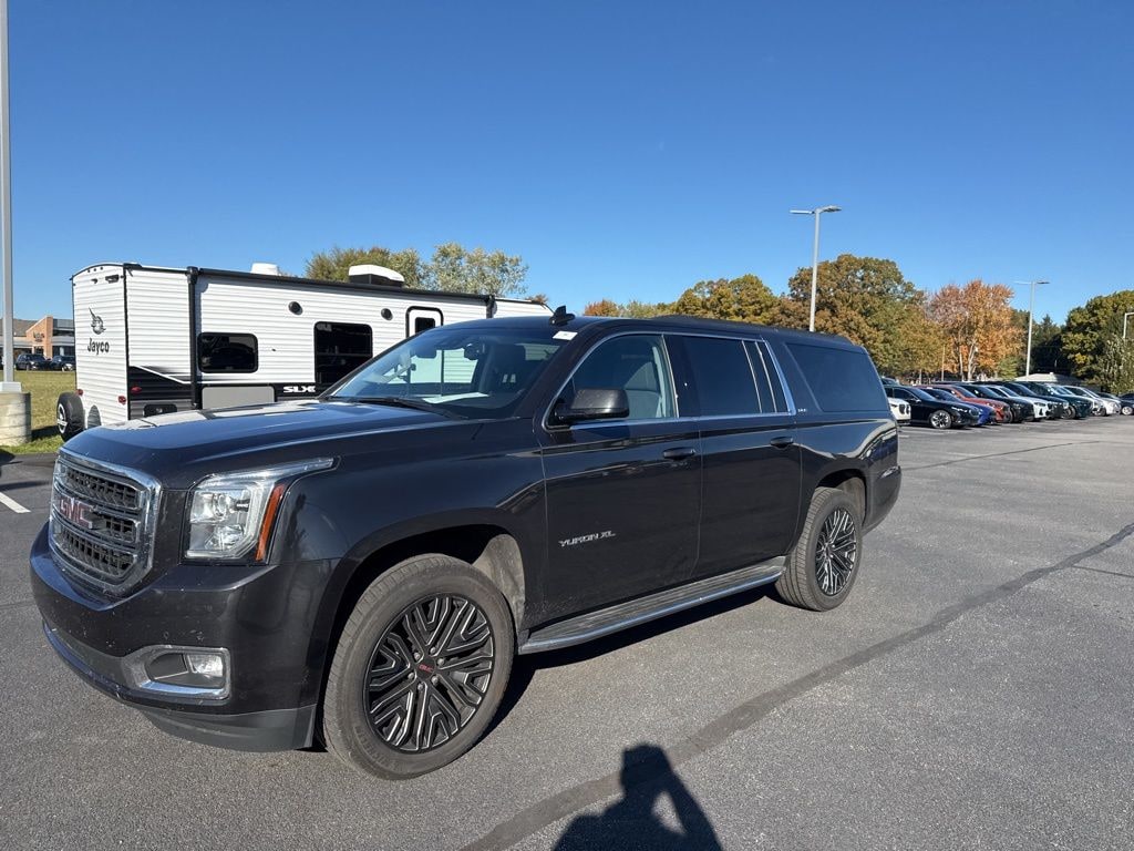 Used 2020 GMC Yukon XL SLE SUV