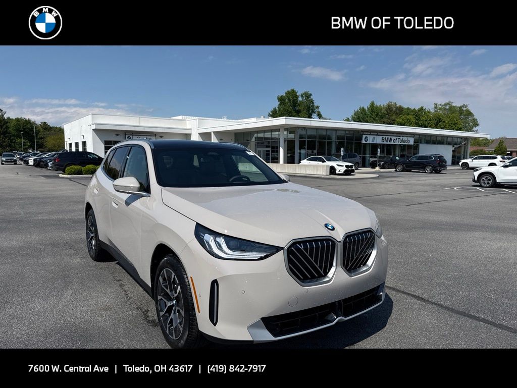 2026 BMW X3 30 XDRIVE's photo