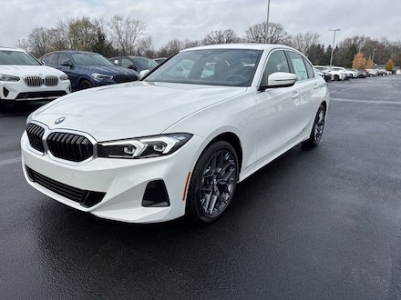 2025 BMW 330i xDrive Sedan