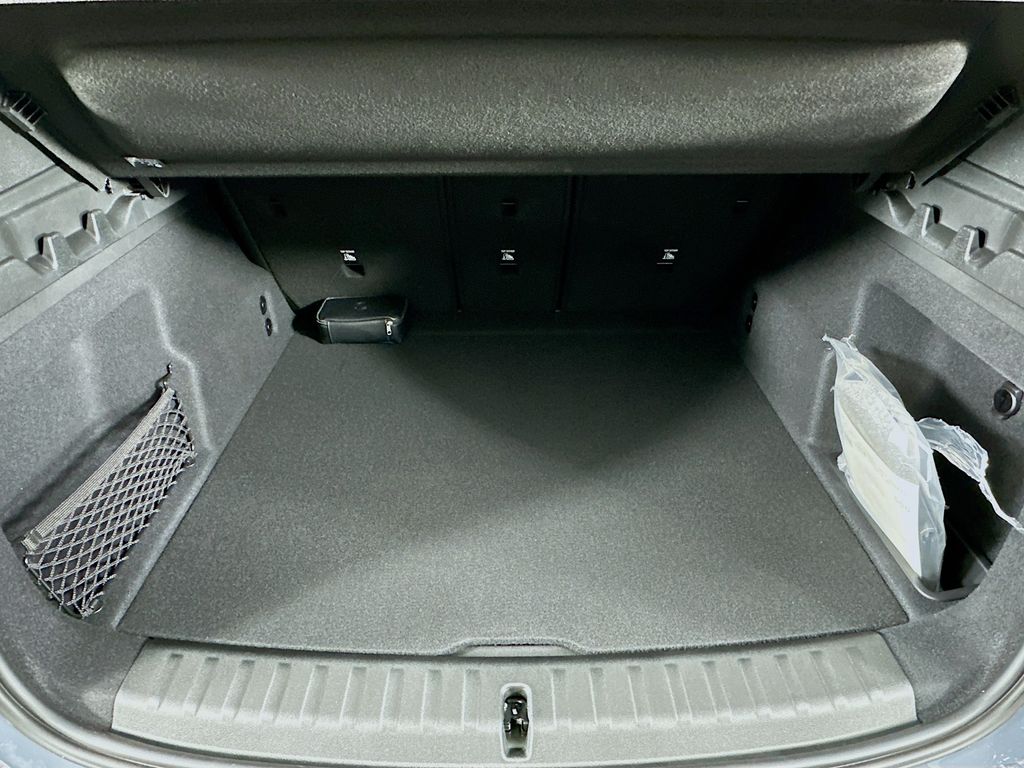 2026 BMW X1 28i - Photo 31