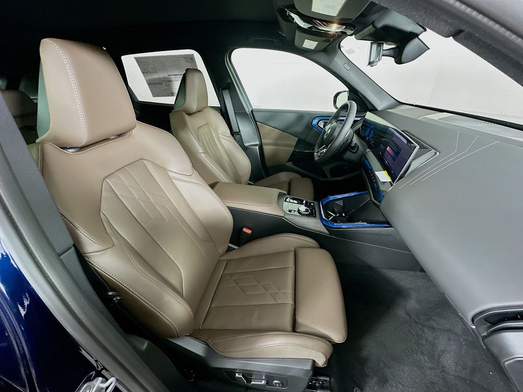2026 BMW X3 30 - Photo 31