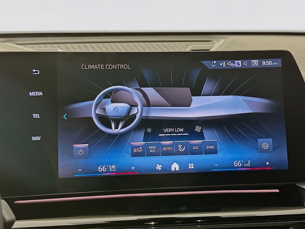 2025 BMW X2 28i - Photo 19