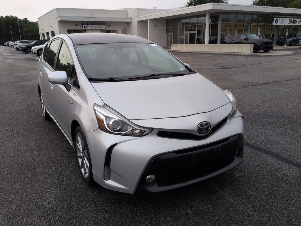2017 Toyota Prius v