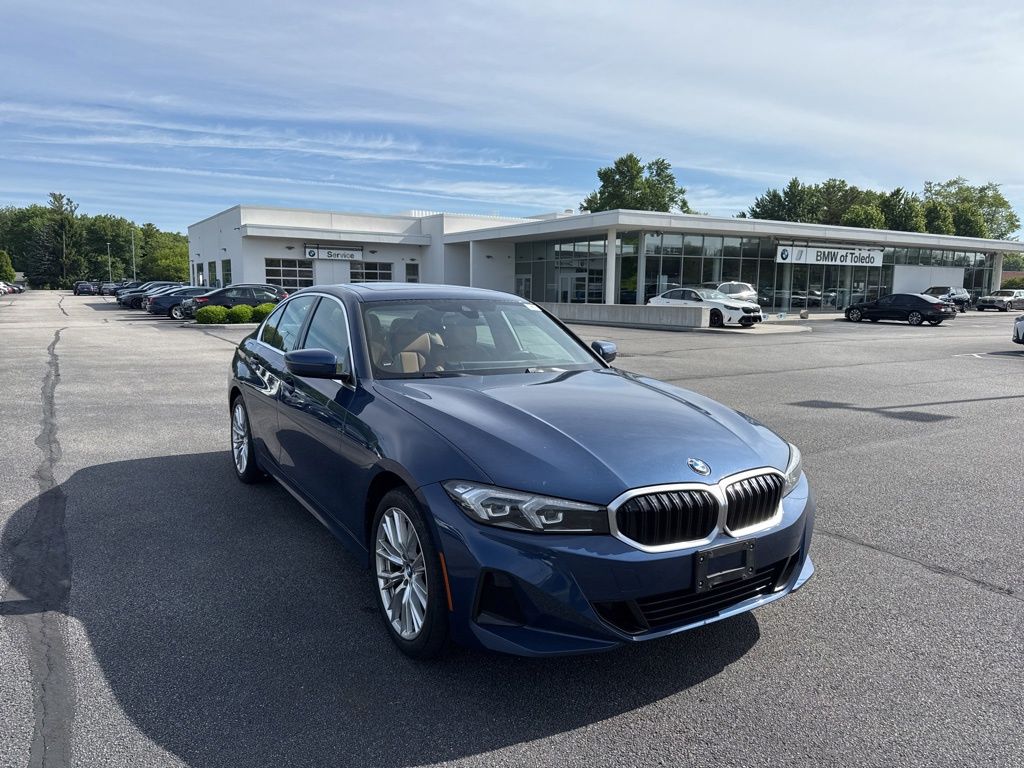 2024 BMW 3 Series 330i xDrive Sedan's photo