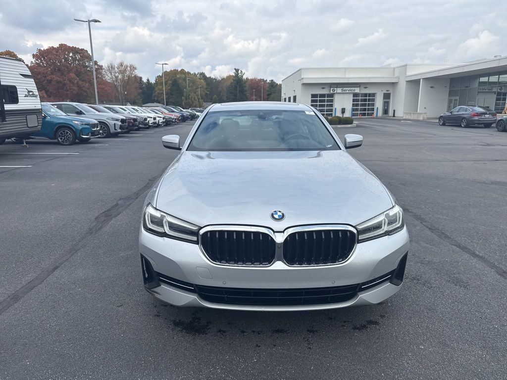 2021 Bmw 530i xDrive photo 2