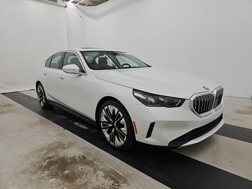 2025 Bmw 540i xDrive photo 2
